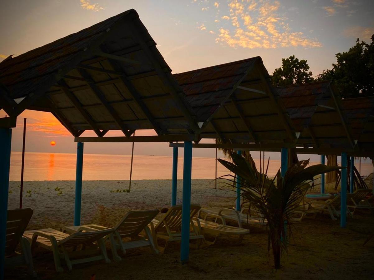 Coral Beach Maldives Hangnaameedhoo Exterior foto